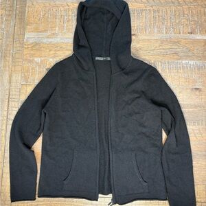 Lord & Taylor Black Cashmere Sweater